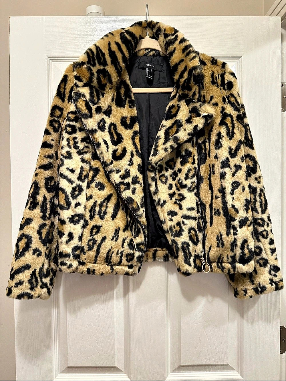 Forever 21 Leopard Print Faux Fur Moto Jacket Size Small